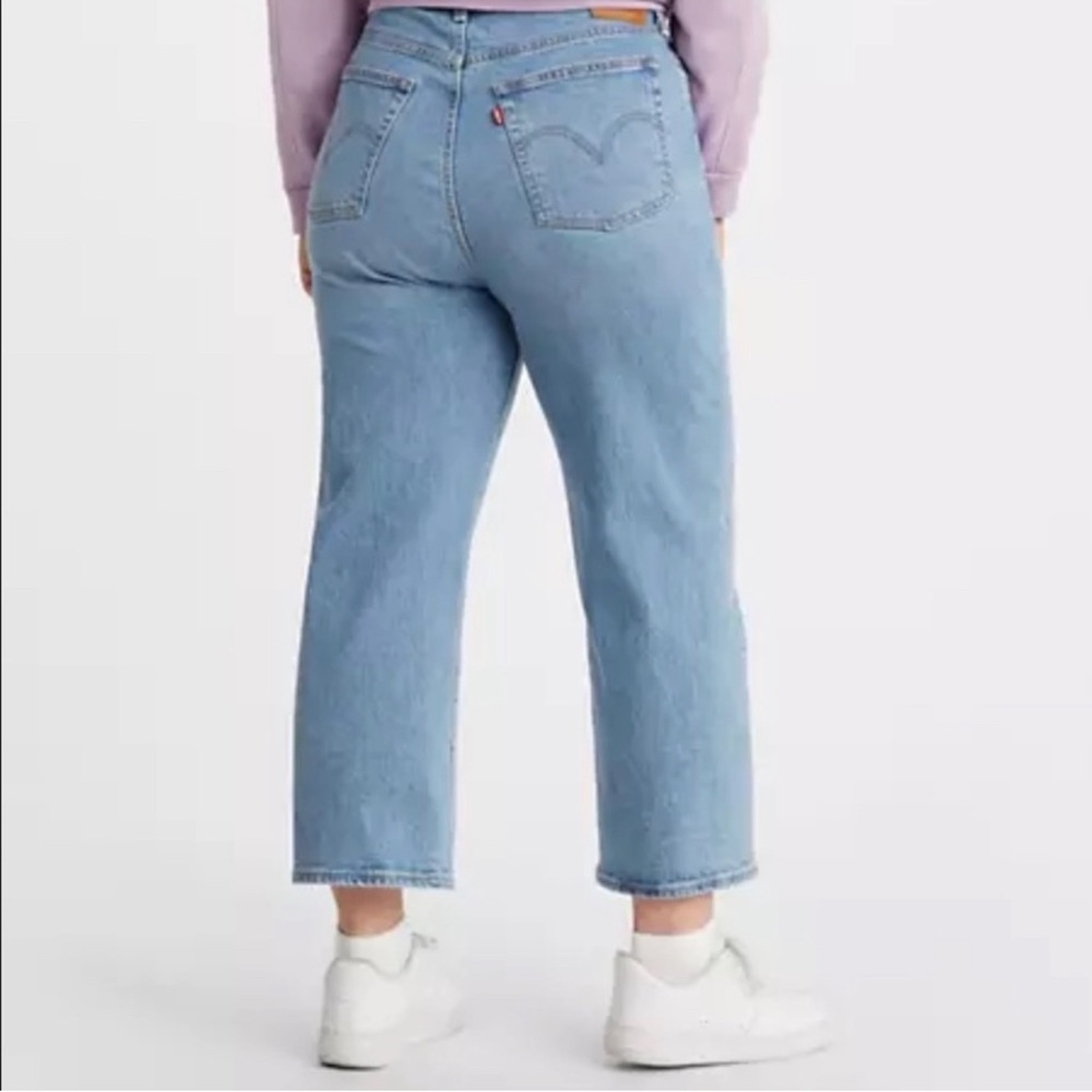 Levi’s Rib Cage Straight Jeans